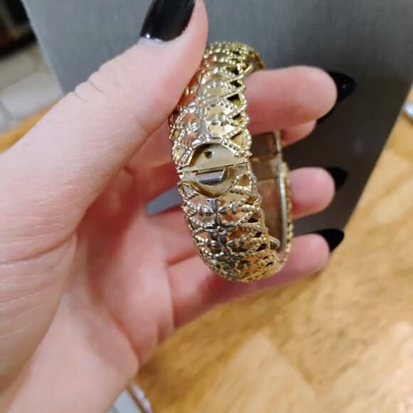 Openable bangle bracelet - Picture 2 of 7